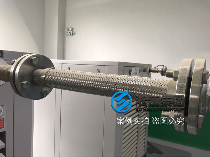工業壓縮機儀表用氣源金屬軟管使用現場 工業壓縮機儀表用氣源金屬軟管使用現場
